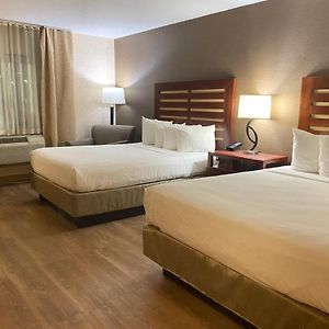Standard Queen Room Two Queen Beds